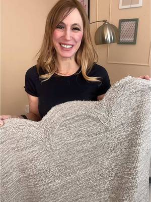Come join our livestream. We have some amazing deals. #rugtiktok #interiordesign #homedecor #rugsusa #tiktokhomegoods 