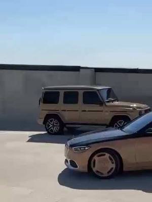 G-Class and Maybach? The forbidden combo. 🤫   📸: (IG) paid2shoot #MercedesBenz #GClass #Maybach