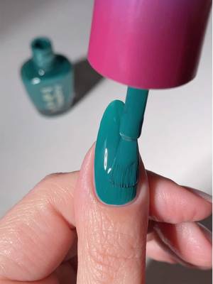 Transformative teal for 2026 >>> Nail the trend with RapiDry’s What a Winterful World. 🦚💙✨