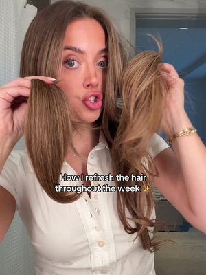 Might be the coolest hair product I own now??? The @amika soulstruck dry hair mask just adds the life back to your hair so you don’t feel like you need to wash it constantly and paired with perk up dry shampoo...I'm unstoppable. Available at @sephora and [loveamika.com] #amikapartner