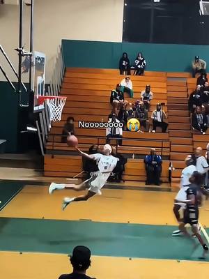 Schools should start vacuuming the floors 😭 (rimreap3r /YT) #NBA #basketball #sports #fyp #dunk 