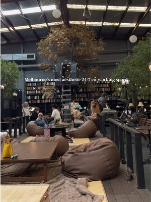 📍O3 Space, 87 Queens Bridge St, Southbank VIC 3006 #studyspace #coworkingspace #melbourne #studycafe #melbournethingstodo 