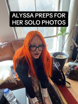 All hail @lyss🦇 