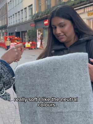 You won’t believe the price of this MOALIE throw 👀 #ikea #ikeauk 