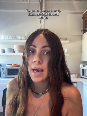 Let’s break down a super simple acne skincare routine #acnetreatment #acneskincare 