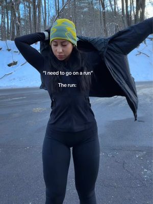 Fresh air & the snow crunch>> ❄️ #fyp #winterrunning #snowrunner #Running  @thenorthface @REI @New Balance 