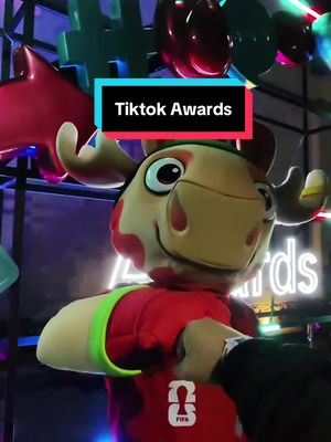 Llegamos a los #TiktokAwards y miren nada más a quiénes nos encontramos. 😍 Maple, Zayu y Clutch. Las mascotas de la Copa Mundial de la FIFA 2026™️. 🏆⚽️ #SomosMonterrey #Somos26 #FIFAWorldCup #TikTokDeportes 