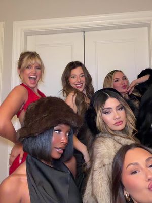 The girls are stepping outttt @PEPPERMAYO @Lauren Wolfe @hannah🍌🩷🏋️‍♀️ @Montana Kaoud @Chelley B @evelyn ortiz @BELLE-A @Tianna Robillard 