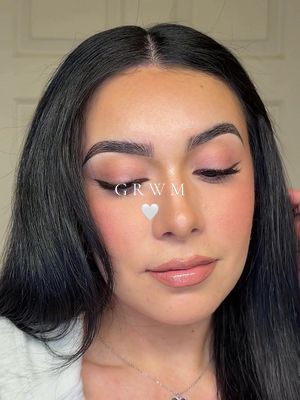 A little makeup therapy seshh 🧘🏻‍♀️💗 Let me know if you have any questions on the products I used 🫶🏼🫶🏼 . #grwm #grwmmakeup #makeuptutorial #makeup #beauty 