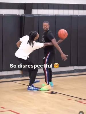 No recovering from that 😆 (vegas.don10 /IG) #NBA #basketball #sports #fyp #dunk 
