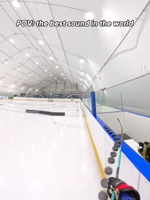 Need a quick mood boost? 🏑 Check out this hockey player nailing every shot 😌 📸 @heybarber with Insta360 X4 #insta360x4 #insta360 #hockey #asmr