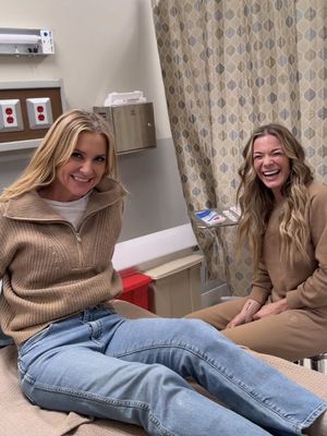 we understood the assignment: drama, nostalgia, and a little emotional sabotage. you’re welcome 😉  #ultimatecrossover #thestory #greysabc #911nashville #blyxie  @911Nashville @Grey’s Anatomy ABC 
