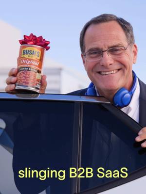 All chili starts with a timeless wonder: beans. So naturally, Andy Buckley showed up to the commercial set with a can of magical fruit for his old pal, @Brian Baumgartner 