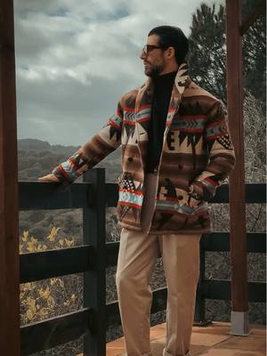 POV: You're going away to a country house for the weekend, but your country look is too stylish.  #menfashion #menstyle #modahombre #countrystyle #ralphlauren 