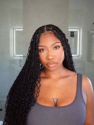 I had to try the viral miracle knots (hold the knots lmao). shout out to the orginal creator, girl you changed the game forever lol  Hair used: @HotBraids 20 inch 245 grams 3a3b crochet hair 