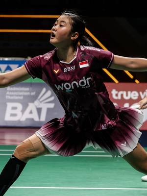 Quick-thinking defence by Pratiwi #BWFWorldTour #ThailandMasters2026