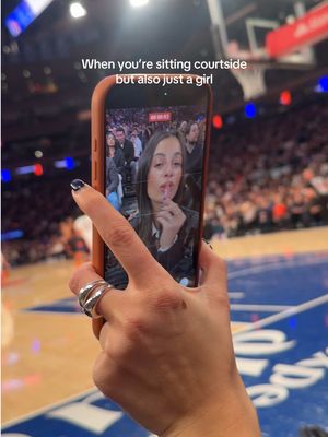 But also on tv the entire game @rhode skin #rhodeskin @Hailey Bieber @New York Knicks 