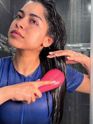 #DovePartner @Dove Beauty & Personal Care brought their intensive repair 10-in-1 serum mask to Reddit to be critiqued so you know I had to put it to the test myself! 👀  #RedditSaidIt #DoveIntensiveRepair 