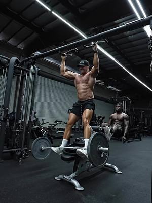 Partner Barbell Work. #core #abs #barbell #calisthenics #bodybuilding 