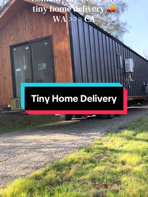 Took 3 hours but it made it! Shoutout to the amazing driver and crew that worked so hard and did a lot of on the spot problem solving!!  #tinyhouse #tinyhome #tinyhomedelivery #airbnb #airbnbhost 