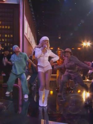 #SabrinaCarpenter stuns with a performance of "Manchild" at the 2026 #Grammys