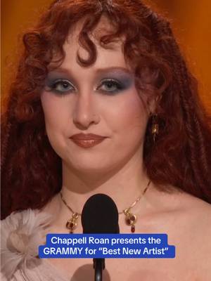 @chappell roan passing the “Best New Artist” baton 🥹 #GRAMMYs 