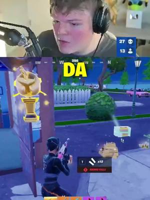 He Used The Mythic Goldfish In An Unreal Ranked Lobby 😂 @Xen Crackly #fortnite #fortnitefunny #crackly