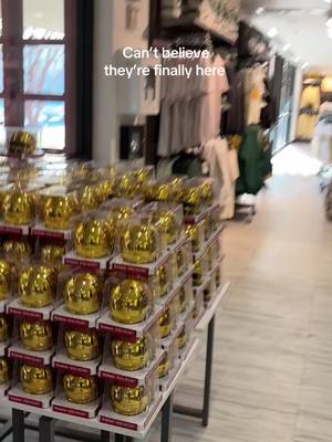 Run don’t walk to the @BaylorBookstore !!!!! #SicEm #Baylor #BaylorFootball #Chrome 