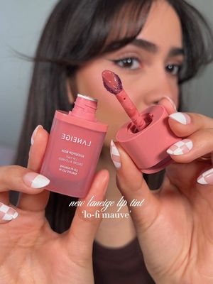 juicepop box lip tint ‘lo-fi mauve’ @laneige_us @laneigeca 🩷  esta fórmula se siente súper ligera y cuando se va el brillo, deja una tinta muy linda en los labios ✨ ¿qué opinan?  #laneige #laneigeliptint #liptint #glossylips