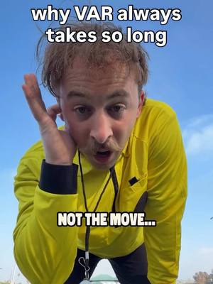 I don’t think he’s gonna make it to the end of the game #ref #football #worldcup #thepointerbrothers #var 