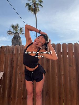 If you were to ask me why I love running, this would be my response🤎 It shows up for me and meets me where I’m at mentally, physically, & emotionally. ALSO I’ve been running in and loving the @Altrarunning Experience Flow 3 because I don’t want to think about my shoes changing with my mood. I want one pair that supports all of it🌟 #Running #runmotivation #altrarunning, #altrafit #ad