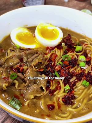 Beef curry ramen Satisfy your Japanese curry cravings with this hot bowl of Beef Curry Ramen. So comforting and flavorful, with an easy-to-follow recipe without the use of mirin, sake, and dashi. #asianfood #Foodie #EasyRecipe 