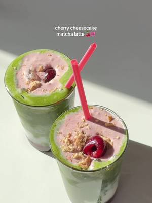 cherry cheesecake cold foam matcha 🍒 cold foam recipe: - 1/2 cup heavy cream - 1/4 cup milk - 3 tbsp cream cheese - 1/3 cup frozen cherries - 1 tbsp vanilla syrup  #matchalatte #homecafe 