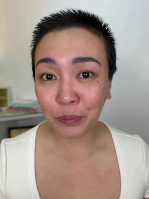 My newest discovery for skin prep before makeup and for brightening the skin!! Meet Standard Seoul 💛 I love how it toned down my textured skin para mas flawless ang base and gives me that glowing glass skin look like Korean female celebrities! I highly recommend this for textured and dull skin like mine! ✨ @Standard Seoul  #standardseoul #beadserum #bouncyboostserum #barrierglassgelcream #glassskin 