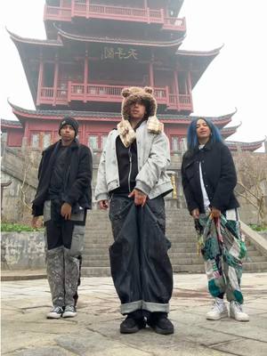 Our China trip was insane😭🔥 @Rafi @Kat #Zhangjiajie #TianziMountain