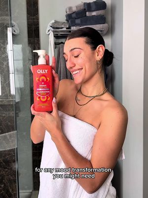 #ollypartner Well now you know! It's the new @OLLYcanada Body Wash that is responsible for making me feel so dang good!  3 scents all for different needs in your life.. Visit your nearest Shoppers Drug Mart or shop on Amazon today!