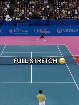 Stretching my way into semis 😅💪🏽🔥 #montpellier #france #tennis  🎥:  @Tennis TV | @ATP Tour 