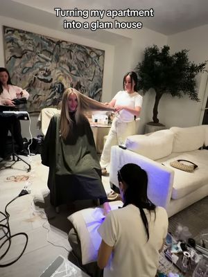 Hair, tans, nails … the girls are off to Super Bowl wkndddd 