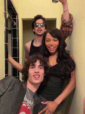 Homewrecker is out now go listen. I love @quenblackwell and @milomanheim. 