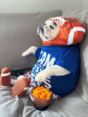Are you ready for some cheese puffs?? 🏈🍿🧀 #SuperBowl #asmr #snacks 