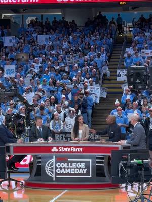 Always fun when @College GameDay pulls up 🤳 #goheels #unc #gdtbath #basketball @UNC Basketball 