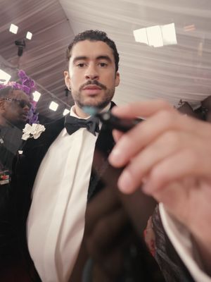 De PR pal los GRAMMYS y pal Super Bowl halftime show!  ¿Quién está listo para ver más de Benito hoy? From PR to the GRAMMYS and the Super Bowl halftime show! Who's ready for more of Benito today