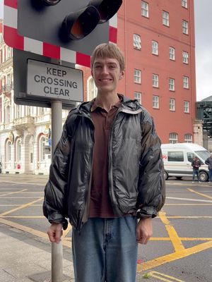 Level Crossing Reviews, episode 2. 