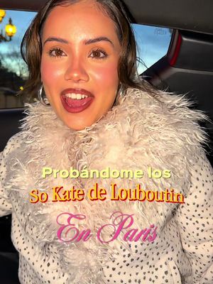 Probándome los So Kate de Christian LouBoutin en Paris 🫦🫶🏻 que opinamos? Yo me sentí toda una diva 💋 #louboutin #tacones #Vlog #moda 