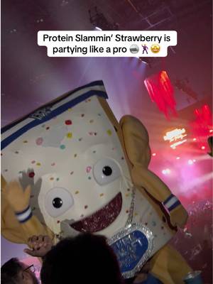 this is the greatest thing that’s ever happened to an edible mascot  #poptarts #poptartsprotein #sanfrancisco #goingpro #FoodTok @SI_Experiences @gronk 