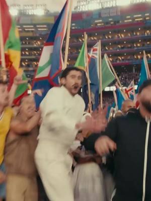 Lo único más poderoso que el odio, es el amor. Only Thing More Powerful Than Hate is Love. #AppleMusicHalftime #badbunny #SuperBowl #nfl @Bad Bunny 