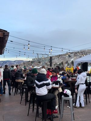 The best szn. Aspen & Beaver creek  #ski #snow #bachelorgulch #beavercreek #aspen 