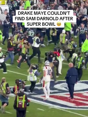 Drake Maye just wanted to congratulate his fellow competitor, Sam Darnold 🥺 #drakemaye #patriots #seahawks #SuperBowl #BadBunny (🎥: CLNSMedia/X) 