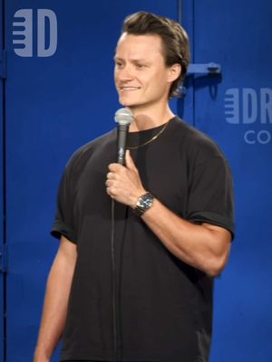 Lotta sharp angles comin at ya From “Never Call Her Crazy” my new special streaming on angel #standupcomedy #beavis #beavisandbutthead #drybar 