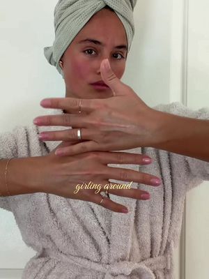 Morning routine with @LOCCITANE 🫶🏼🧖🏽‍♀️ keeps my body nourished and smelling sooooo good! Available @sephora #loccitanepartner Products Used: Almond Shower Oil Almond  Hair & Body Mist Almond Supple Skin Oil